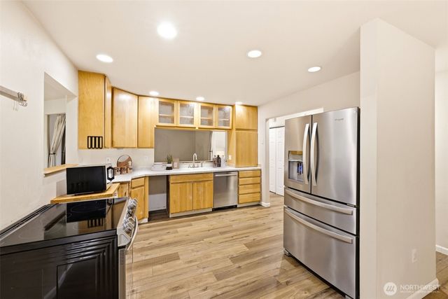 4729 Seahurst Avenue, Everett, WA 98203