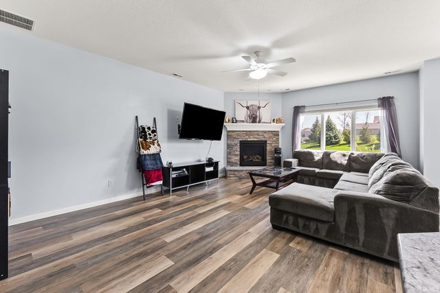 11288 Parkers Bay Drive, Fort Wayne, IN 46845