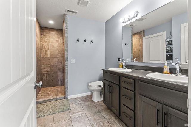 11288 Parkers Bay Drive, Fort Wayne, IN 46845