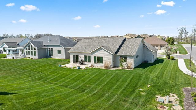 11288 Parkers Bay Drive, Fort Wayne, IN 46845