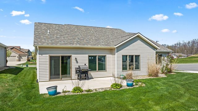 11288 Parkers Bay Drive, Fort Wayne, IN 46845