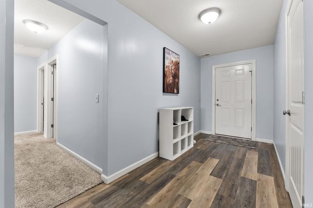 11288 Parkers Bay Drive, Fort Wayne, IN 46845