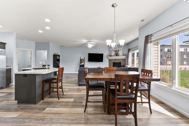 11288 Parkers Bay Drive, Fort Wayne, IN 46845