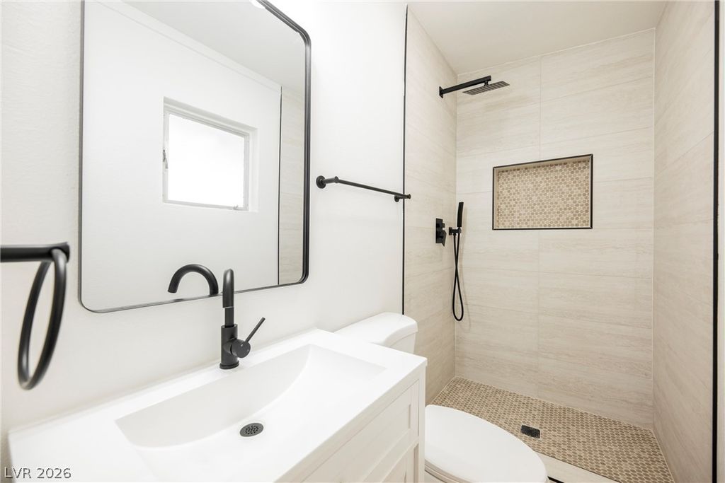1124 Nassau Drive, Las Vegas, NV 89108 — photo 3