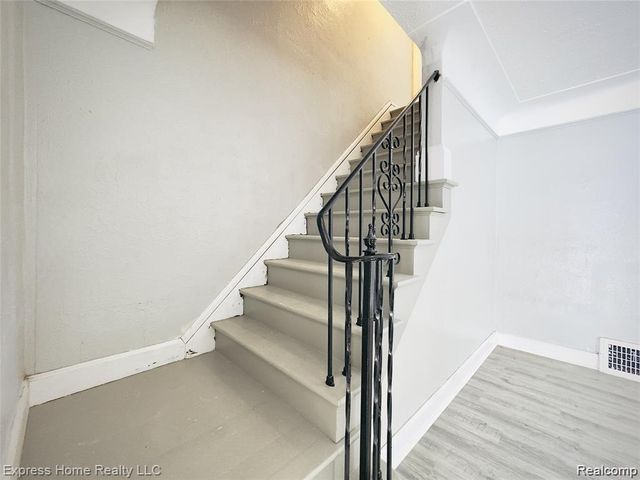 8125 Bliss Street, Detroit, MI 48234