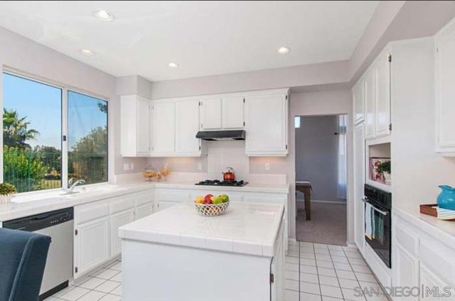 4781 Marblehead Bay Drive, Oceanside, CA 92057