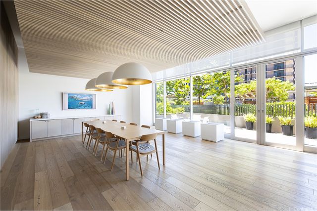 1001 Queen Street 2108, Honolulu, HI 96814