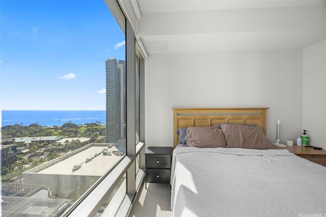 1001 Queen Street 2108, Honolulu, HI 96814