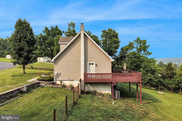 25 RAINBOW TRL, Wellsville, PA 17365