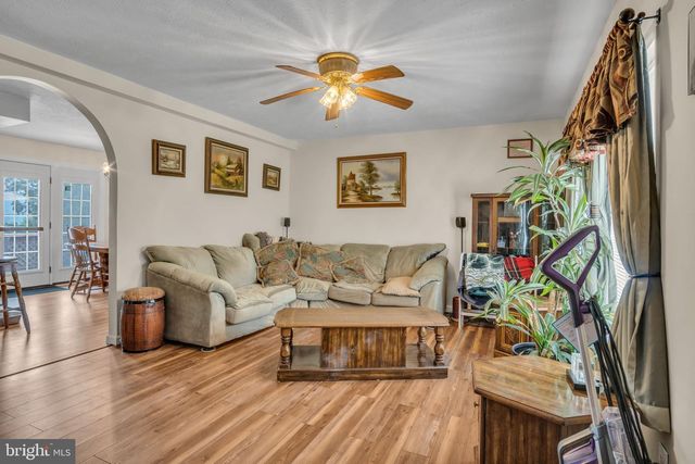 25 RAINBOW TRL, Wellsville, PA 17365