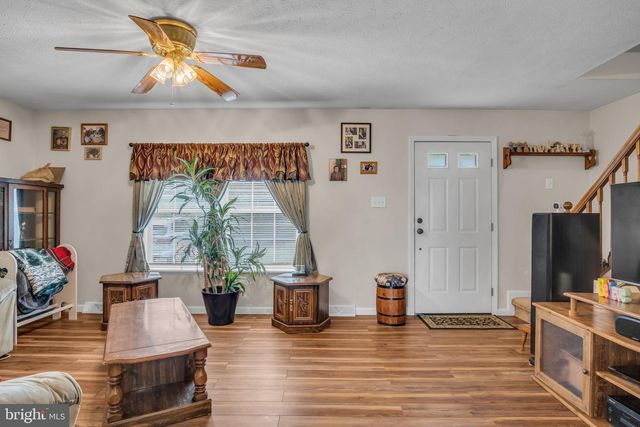 25 RAINBOW TRL, Wellsville, PA 17365