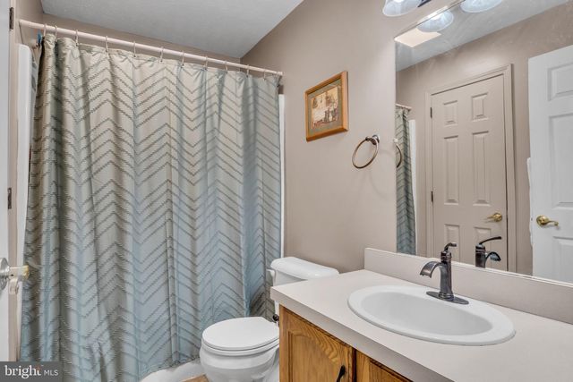 25 RAINBOW TRL, Wellsville, PA 17365