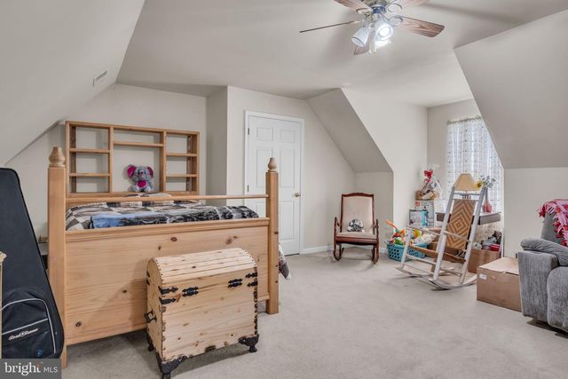 25 RAINBOW TRL, Wellsville, PA 17365