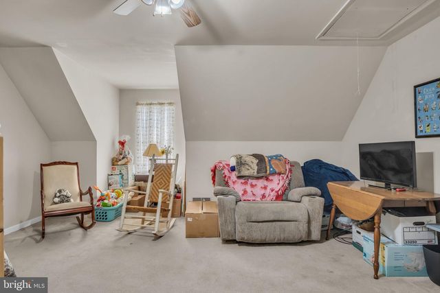 25 RAINBOW TRL, Wellsville, PA 17365