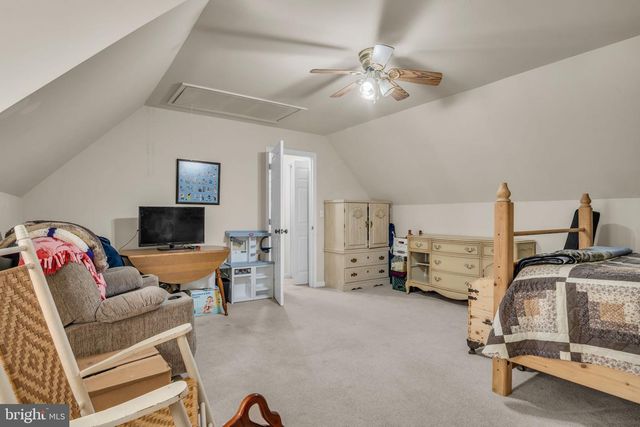 25 RAINBOW TRL, Wellsville, PA 17365