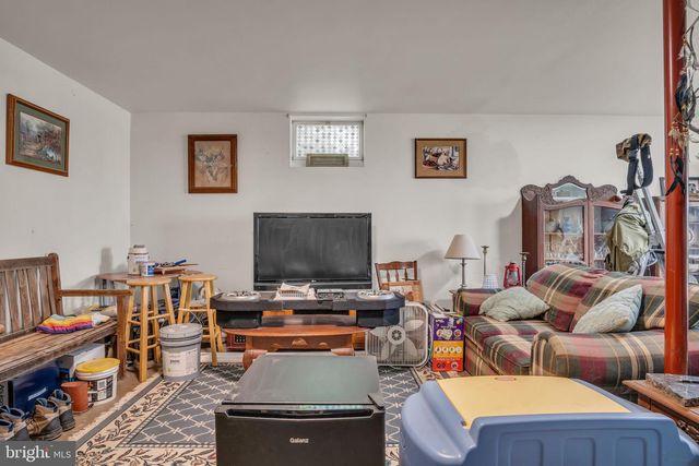 25 RAINBOW TRL, Wellsville, PA 17365