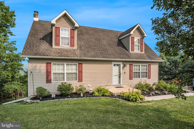 25 RAINBOW TRL, Wellsville, PA 17365