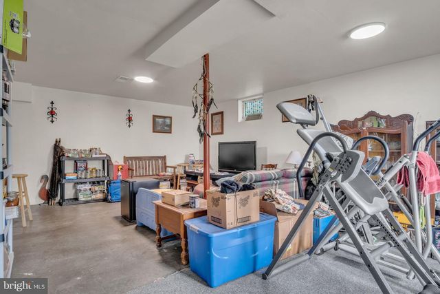 25 RAINBOW TRL, Wellsville, PA 17365