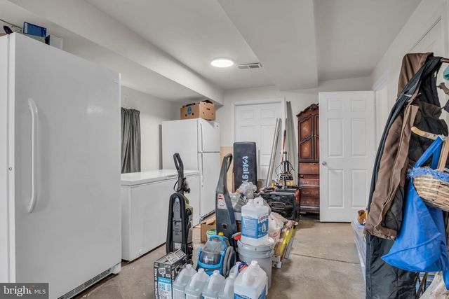 25 RAINBOW TRL, Wellsville, PA 17365