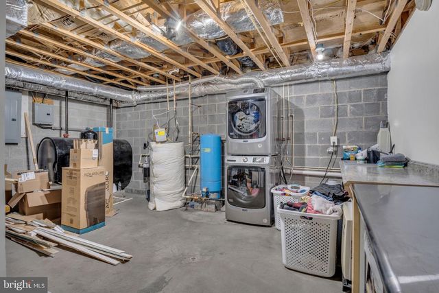 25 RAINBOW TRL, Wellsville, PA 17365