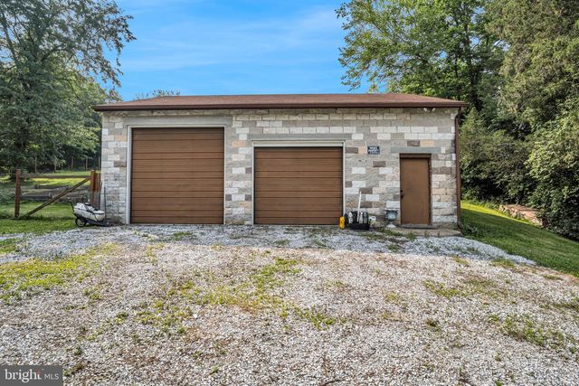 25 RAINBOW TRL, Wellsville, PA 17365