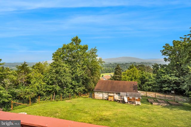 25 RAINBOW TRL, Wellsville, PA 17365