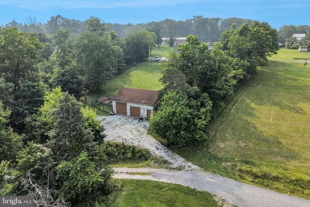 25 RAINBOW TRL, Wellsville, PA 17365