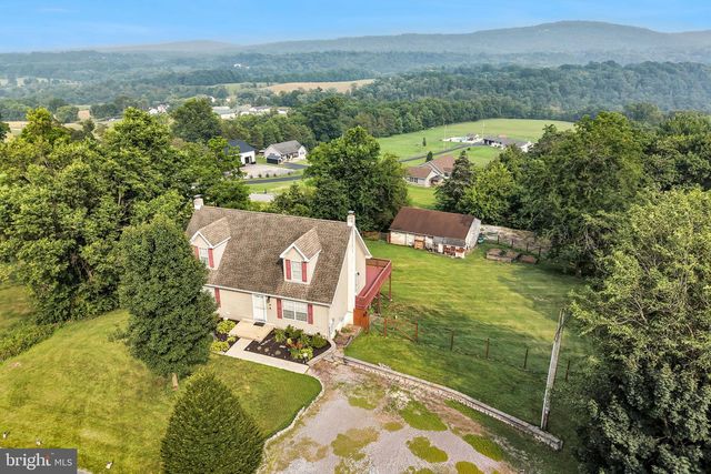 25 RAINBOW TRL, Wellsville, PA 17365