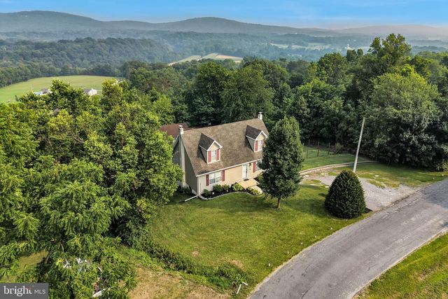 25 RAINBOW TRL, Wellsville, PA 17365