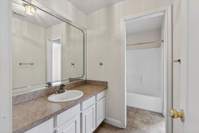 626 E Eubank Street, Mabank, TX 75147