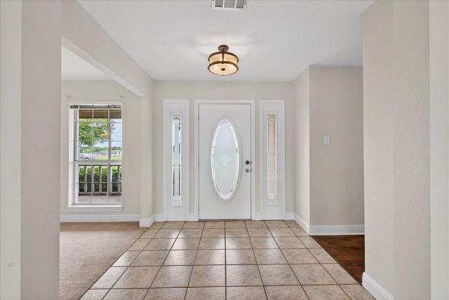 626 E Eubank Street, Mabank, TX 75147