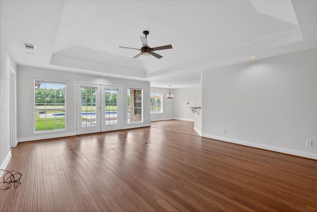 626 E Eubank Street, Mabank, TX 75147