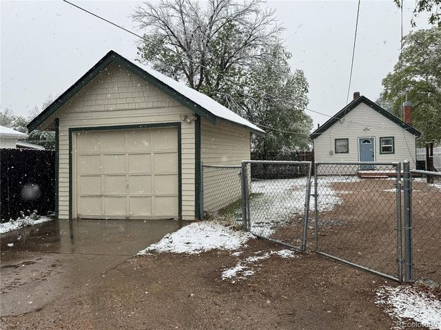 202 S 4th Avenue, Brighton, CO 80601