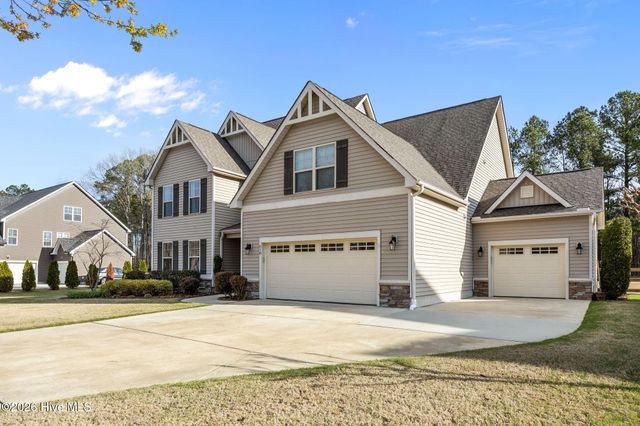 518 Daylily Court, Carthage, NC 28327