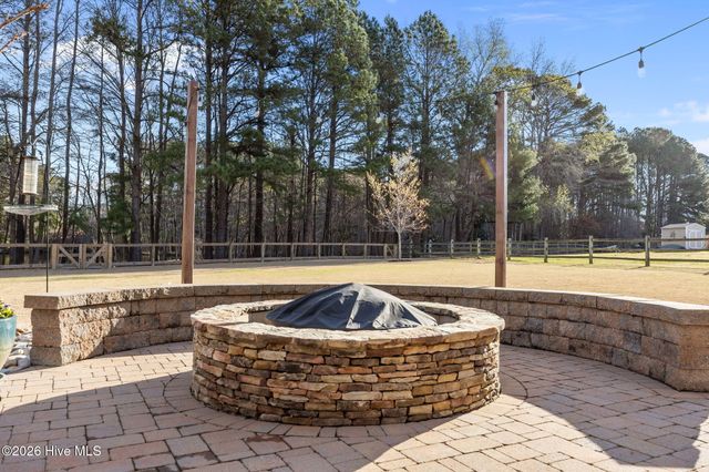 518 Daylily Court, Carthage, NC 28327