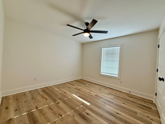 404 S 6th Avenue, Hartford, AL 36344