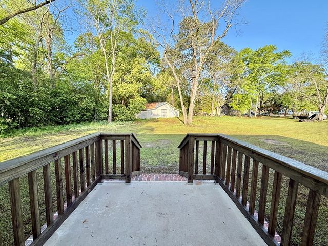 404 S 6th Avenue, Hartford, AL 36344