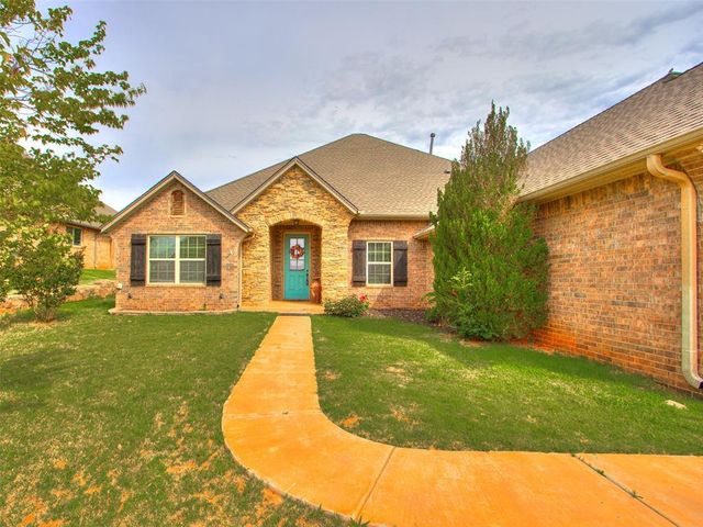 15509 Colonia Bella Drive, Oklahoma City, OK 73013