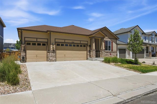7757 Blue Water Lane, Castle Rock, CO 80108