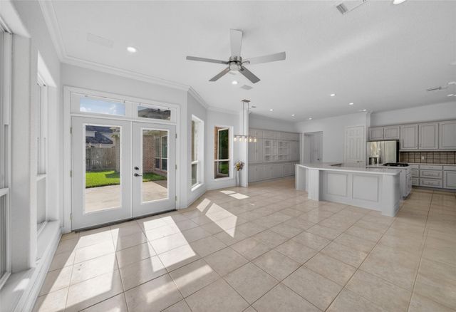 38 Hollingers Island, Katy, TX 77450