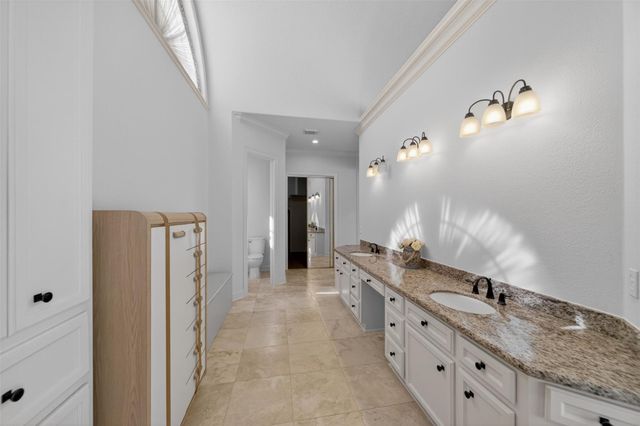 38 Hollingers Island, Katy, TX 77450