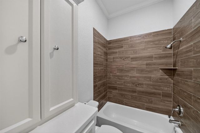 38 Hollingers Island, Katy, TX 77450