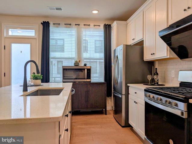 409 READING CT, Princeton Junction, NJ 08550