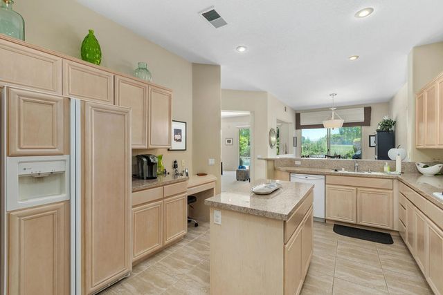 99 Kavenish Drive, Rancho Mirage, CA 92270