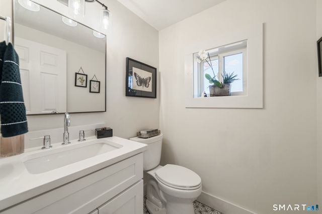 2 Old Town Highway 12, East Haven, CT 06512