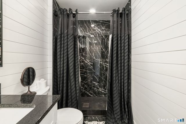 2 Old Town Highway 12, East Haven, CT 06512