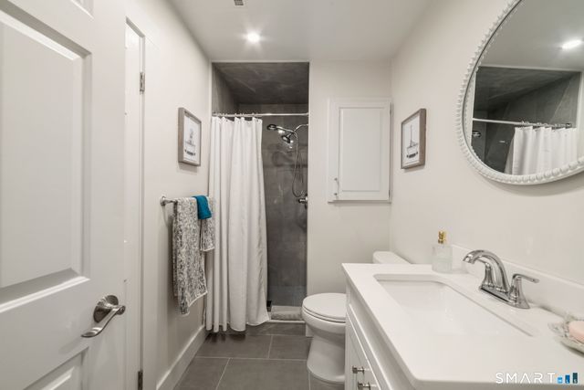 2 Old Town Highway 12, East Haven, CT 06512