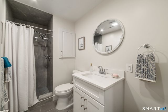 2 Old Town Highway 12, East Haven, CT 06512