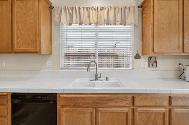 3805 Silverwood Rd, West Sacramento, CA 95691