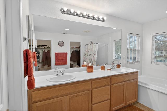 3805 Silverwood Rd, West Sacramento, CA 95691